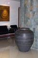 Großförmige Vasen 33